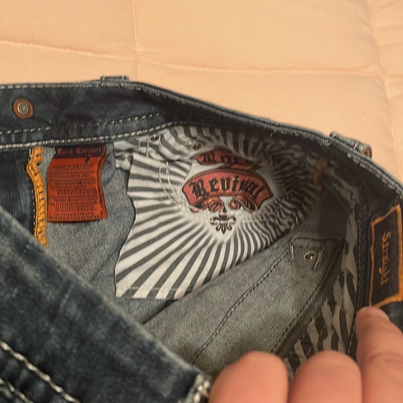 Like new Rock Revival Deeka Straight leg jeans Sz 28 Inseam 33” excellent! - Picture 7 of 7